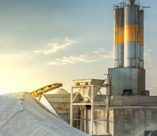 Local cement despatches continues to shrink at -18% Local cement despatches