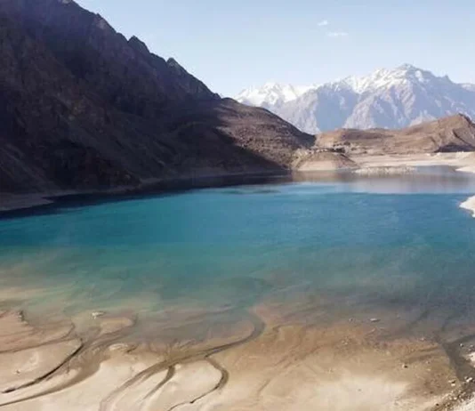 Pakistan bans new hotel construction around tourist lakes Hotel construction