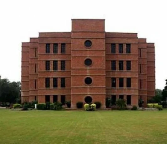 Policy reforms urged to aid $1.2b gig economy LUMS