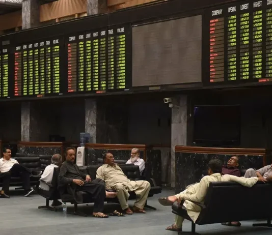 PSX starts cautiously, KSE-100 gains over 100 points PSX