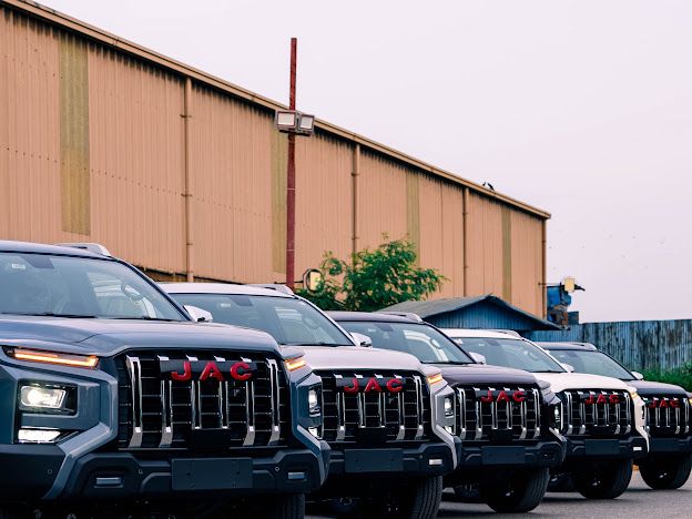 WhatsApp Image 2025-10-10 at 15.35.22_ff30fe36 JAC T9 Frison