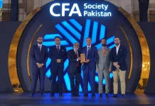 Marking Its 6th Consecutive Win, Meezan Bank Receives the ‘Best Bank of the Year – Large Size Banks’ Award from CFA Society Pakistan Meezan Bank award